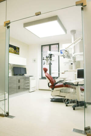 Endodontologie Praxis in Augsburg / Behandlung